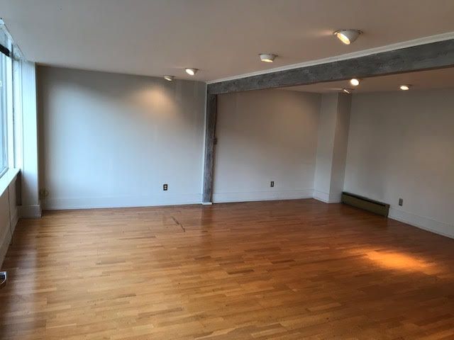 Suite 1F